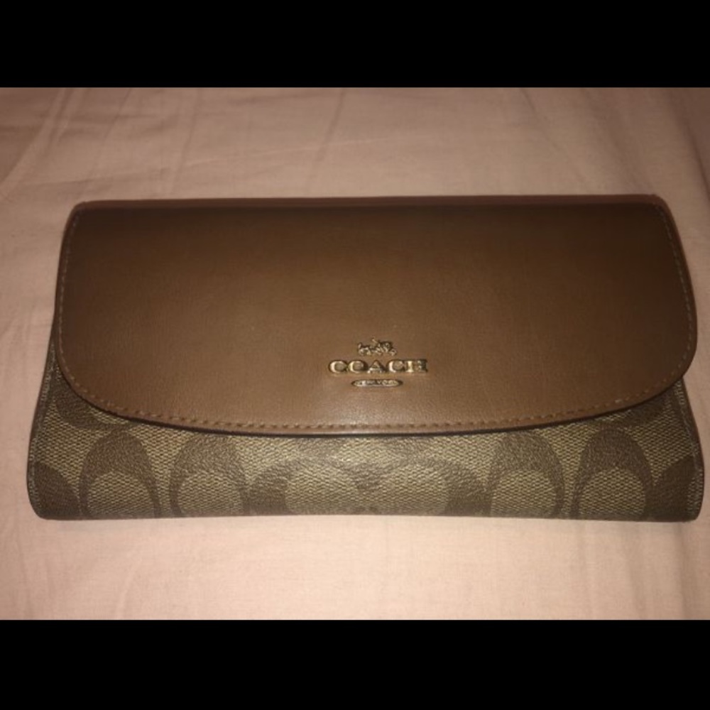 Coach wallet